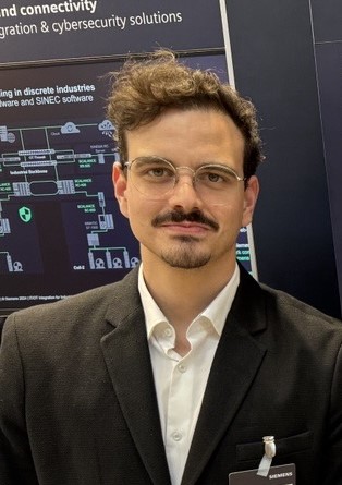 Fatih Kececi, Product Owner bei Siemens im Bereich industrielle Stromversorgungen